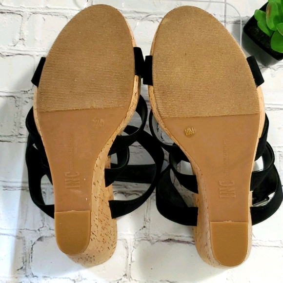 INC WOMEN'S LANDOR STRAPPY WEDGE SANDALS - Picture 6 of 8